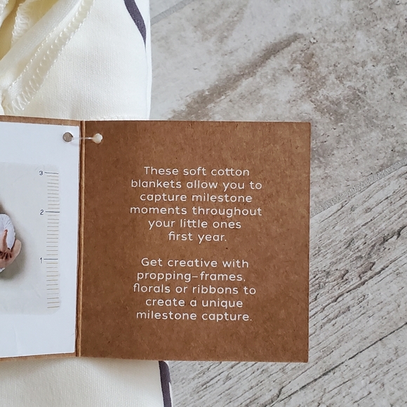 NEW Baby Milestone Month Blanket - Picture 5 of 5